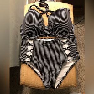 Shade & Shore 2-Piece Swimsuit